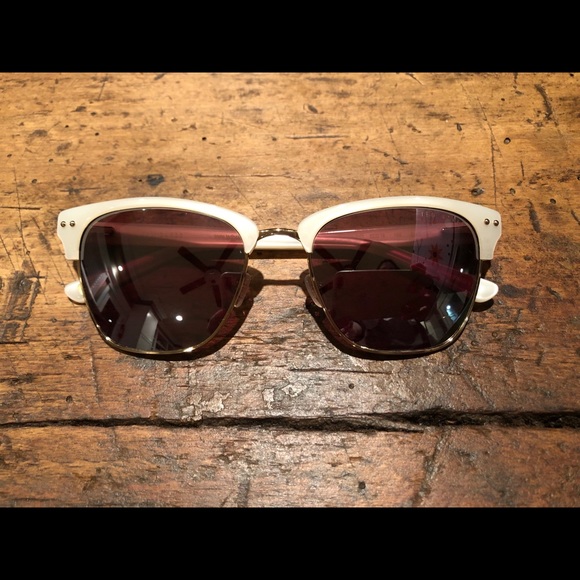 Ted Baker London Accessories - Ted Baker TB108 Sunglasses Ted Baker London Accessories - Ted Baker TB108 Sunglasses